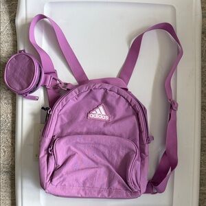 Adidas Must Have mini Backpack
Color:preloved purple.